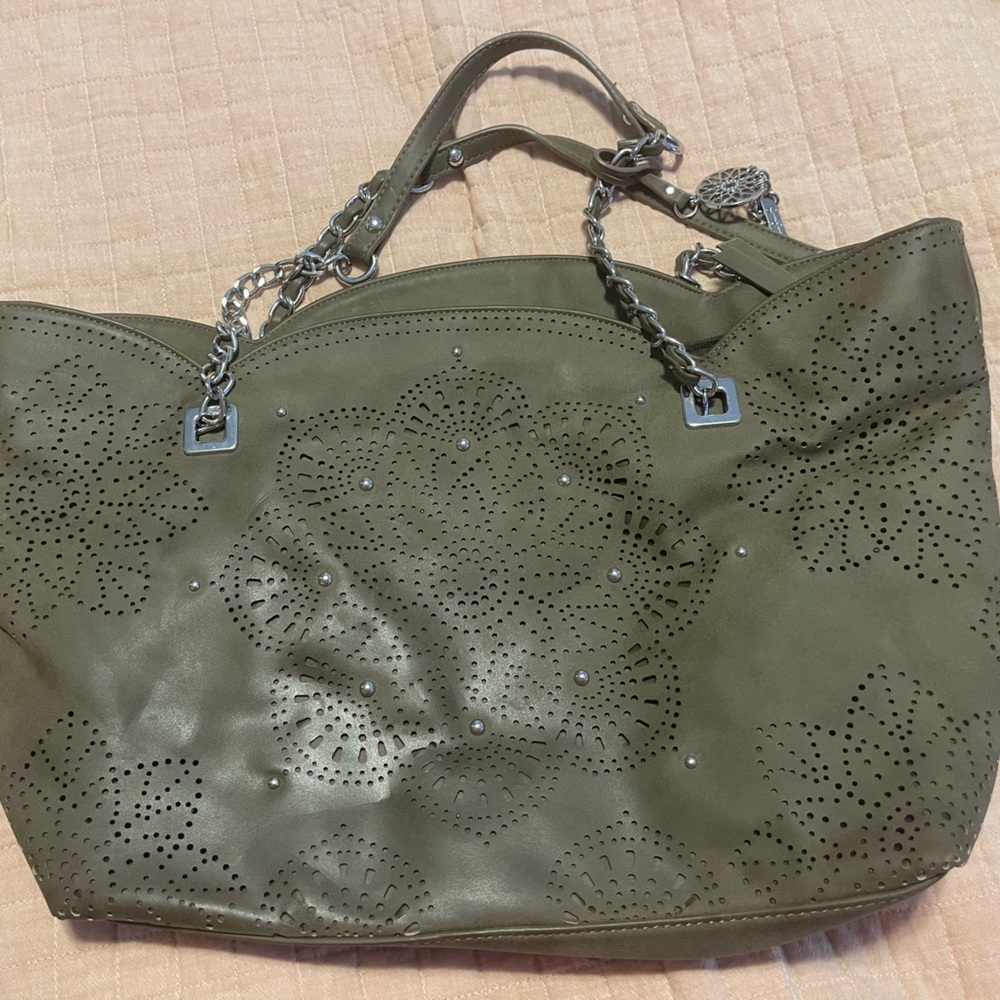 EUC Jessica Simpson purse